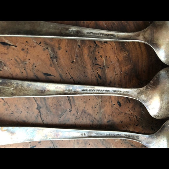 Vintage 1939 NY Worlds Fair Silver Spoons - Picture 6 of 6